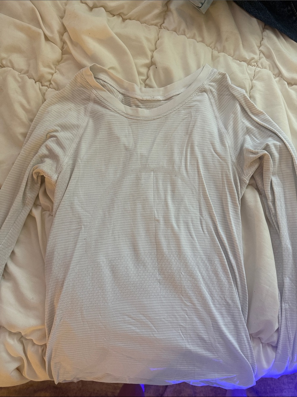 lululemon athletica Light Beige/Off-White Long Sleeve Top